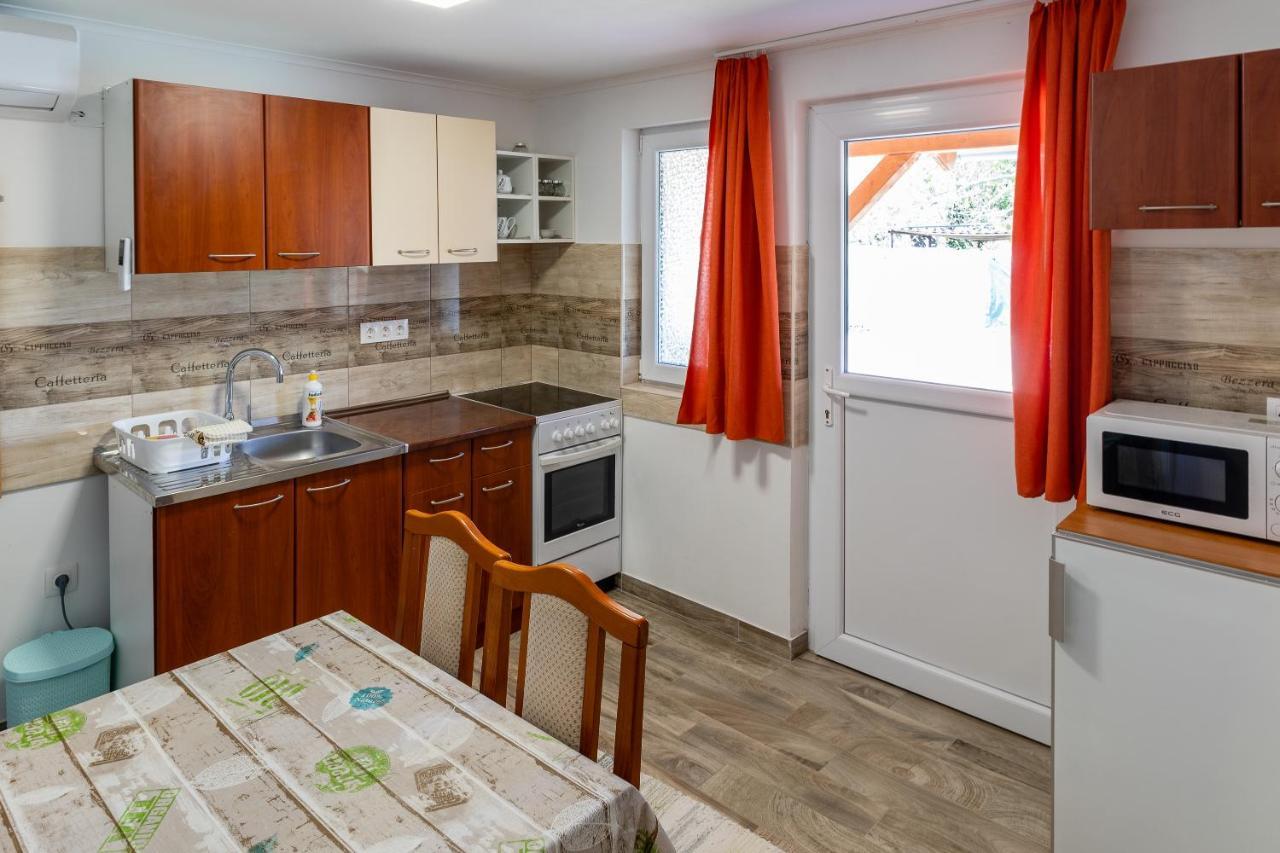 Lili Apartman Harkány Εξωτερικό φωτογραφία