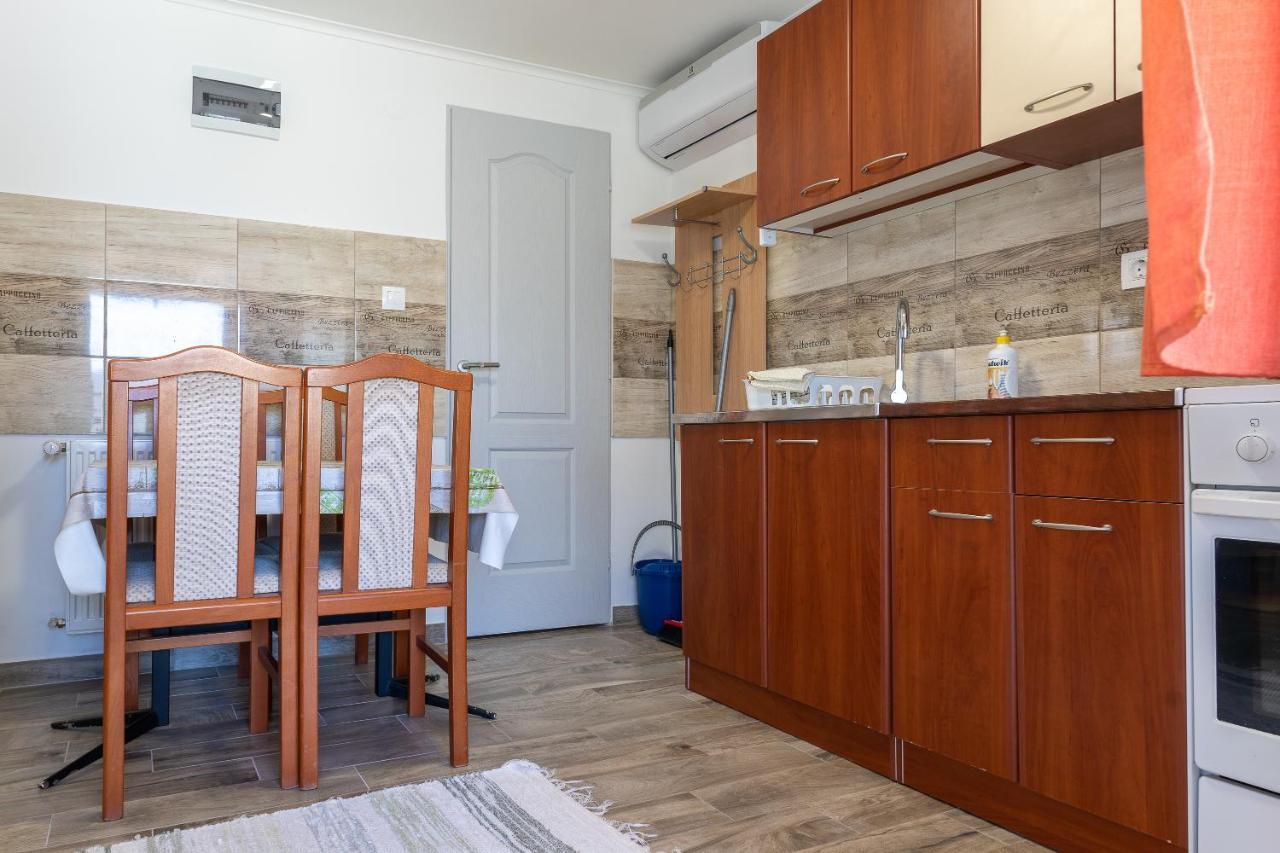 Lili Apartman Harkány Εξωτερικό φωτογραφία