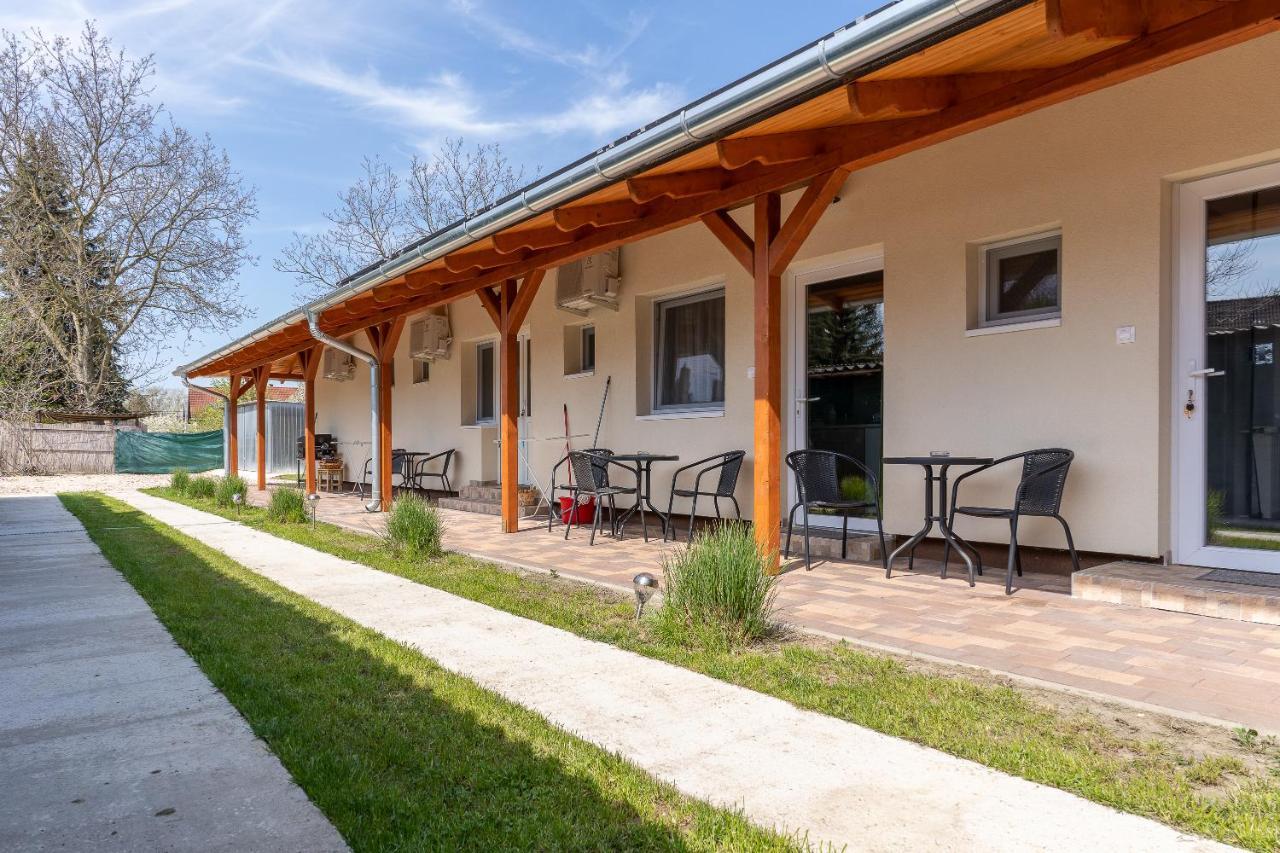 Lili Apartman Harkány Εξωτερικό φωτογραφία
