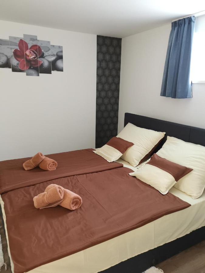 Lili Apartman Harkány Εξωτερικό φωτογραφία