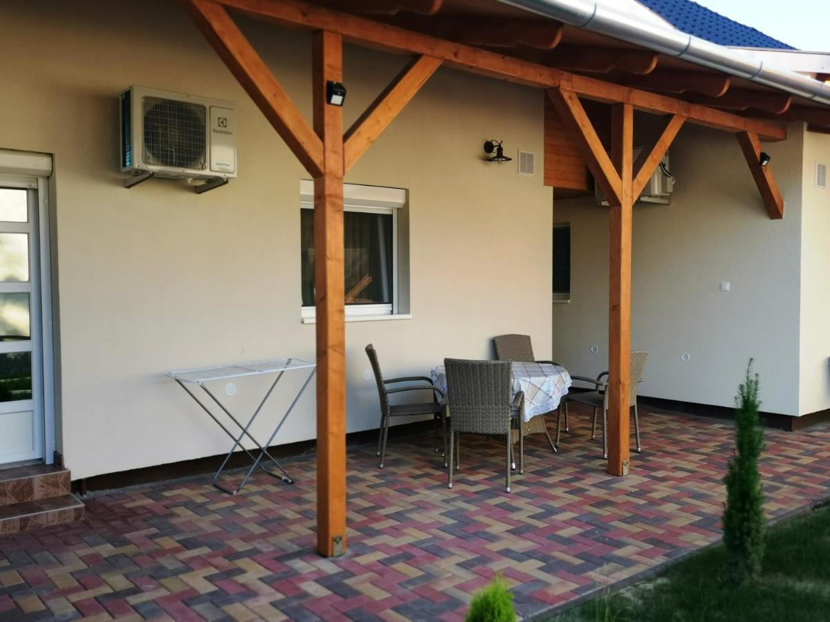 Lili Apartman Harkány Εξωτερικό φωτογραφία